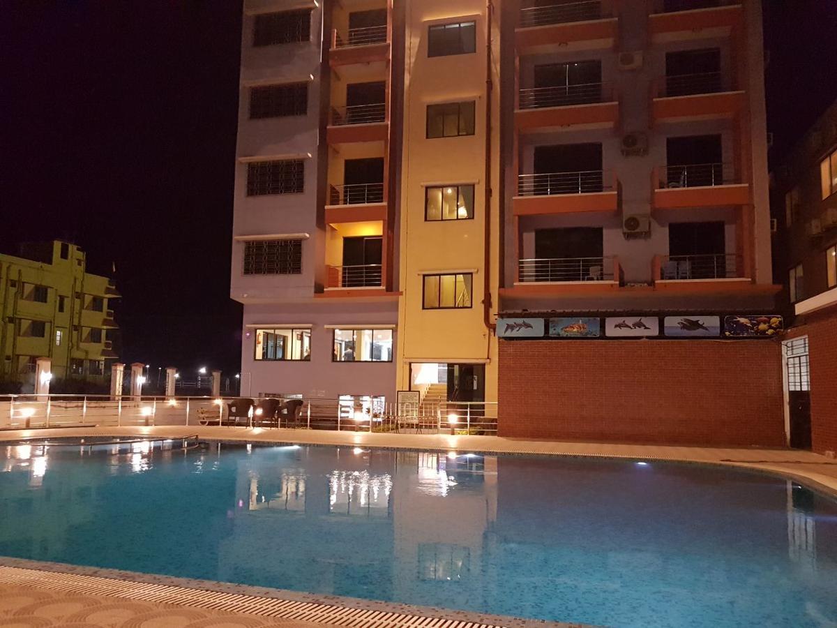 Swagatam International Hotell Tarapith Exteriör bild