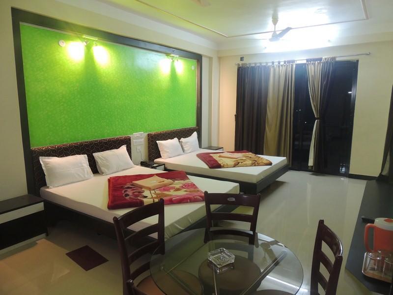 Swagatam International Hotell Tarapith Exteriör bild