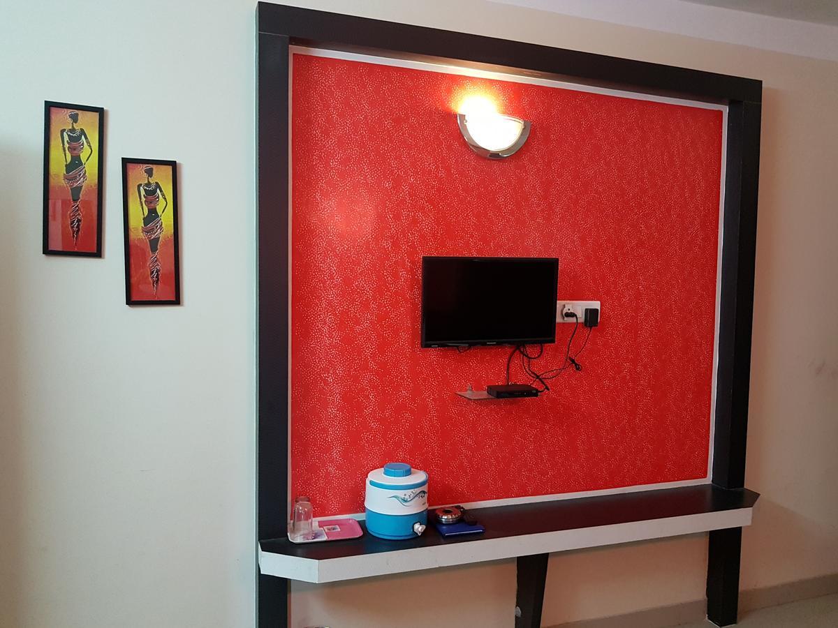 Swagatam International Hotell Tarapith Exteriör bild