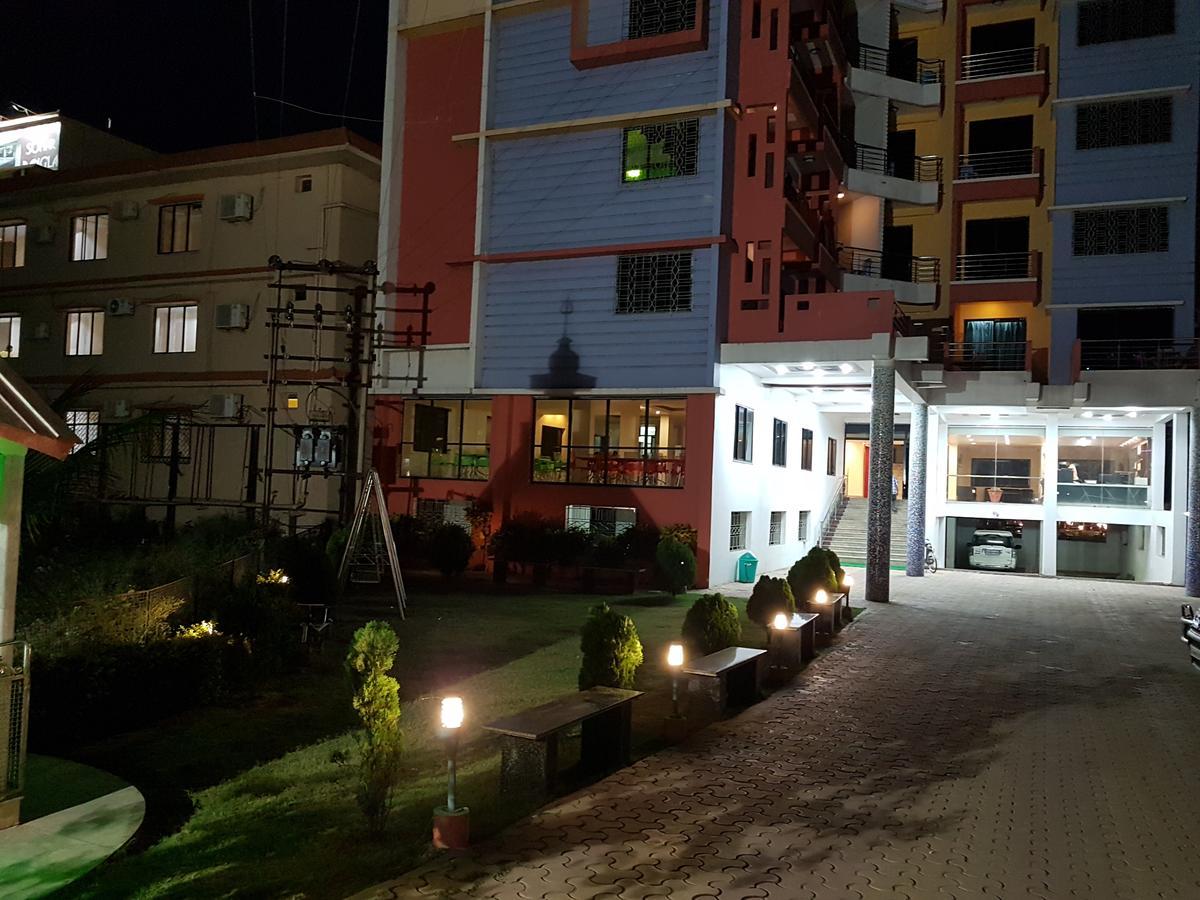 Swagatam International Hotell Tarapith Exteriör bild